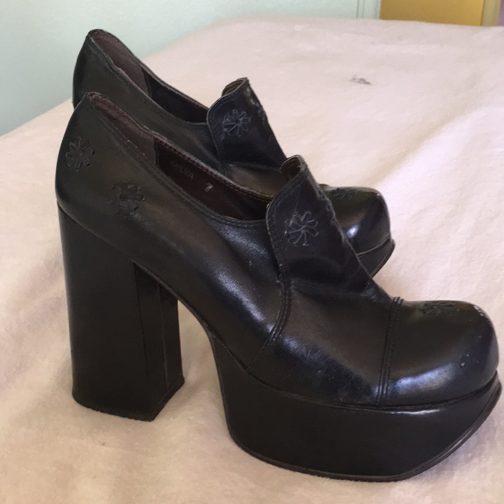 Black clogs hand maid in Spain